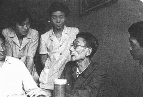 相聲界泰斗馬三立：天津特有的文化符號，89歲離世後子女過得如何