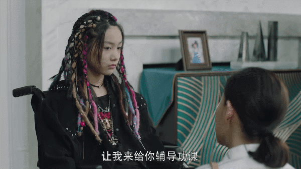 法令紋黑眼圈又怎樣?素顏出鏡的梅婷憑演技拯救了中年偶像劇 法令紋黑眼圈又怎樣?素顏出鏡的梅婷憑演技拯救了中年偶像劇