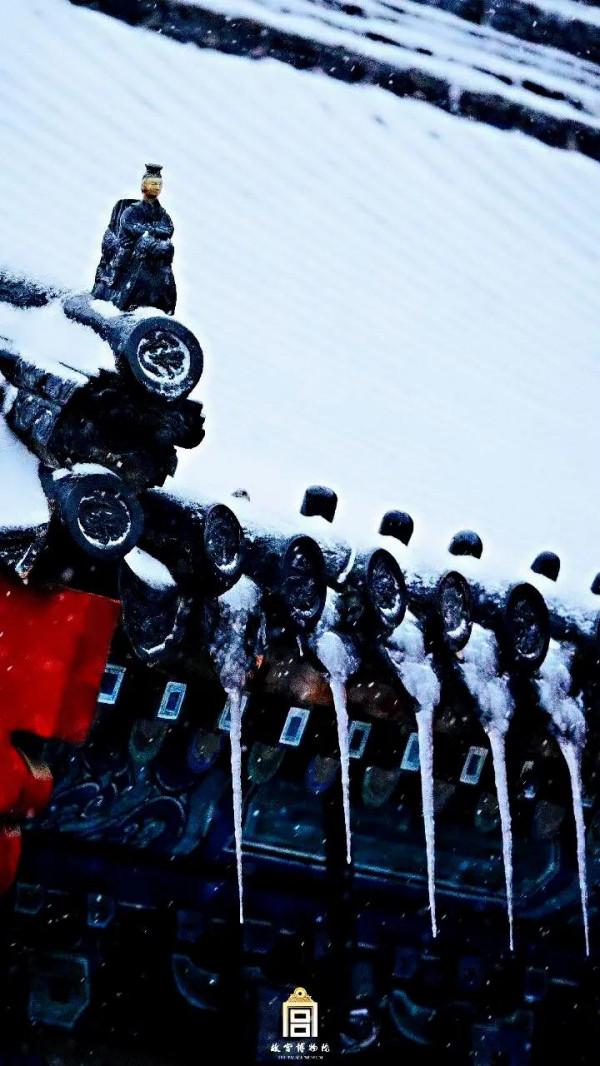 雪落故宮美如畫