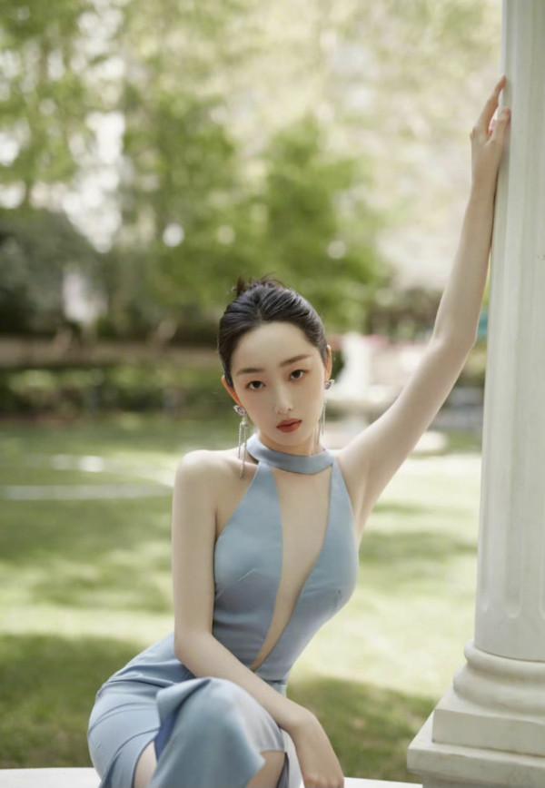 寡淡系長相：明明該化的妝一樣沒少，但就是不好看