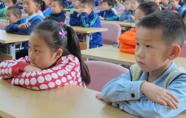 取消小學一二年級家庭作業,後果已經出現,教師:孩子看不懂試卷 取消小學一二年級家庭作業,後果已經出現,教師:孩子看不懂試卷