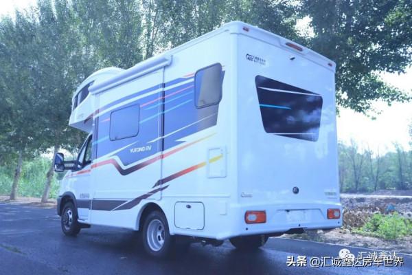 新款家用級大客廳房車來了!6座3床佈局溫馨,出去玩還能睡多人!​ 新款家用級大客廳房車來了!6座3床佈局溫馨,出去玩還能睡多人!​