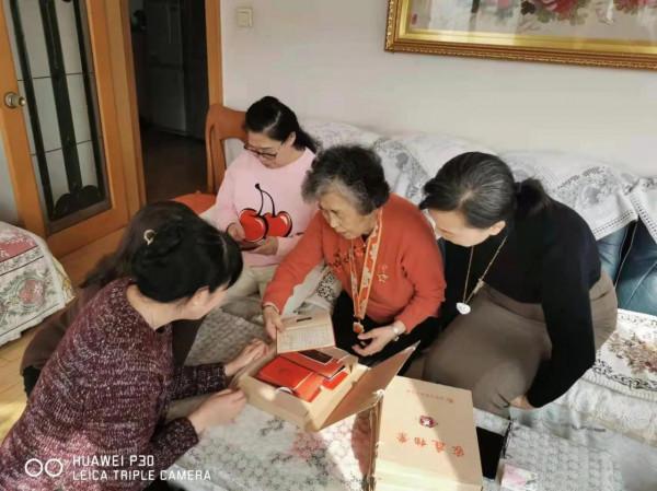 家庭檔案、充滿博愛