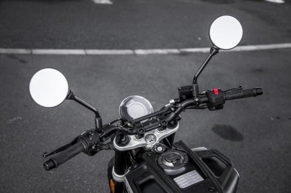 試駕測評胡思瓦納Svartpilen 125摩托車，輕鬆駕駛是它的一大魅力