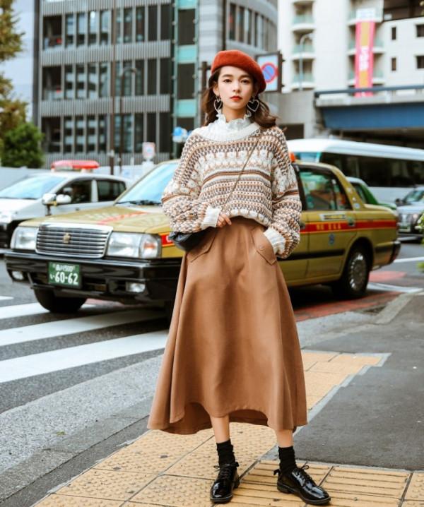 冬季裙裝要穿出好看!結合這幾點搭配,照樣能穿出時髦保暖的造型 冬季裙裝要穿出好看!結合這幾點搭配,照樣能穿出時髦保暖的造型