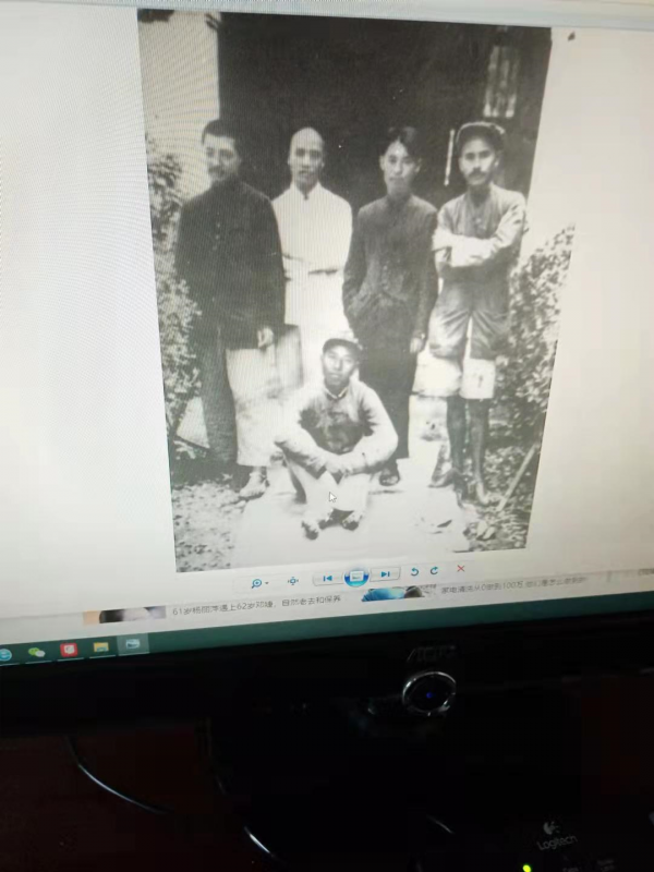 向賀龍同志學習 向賀龍同志學習