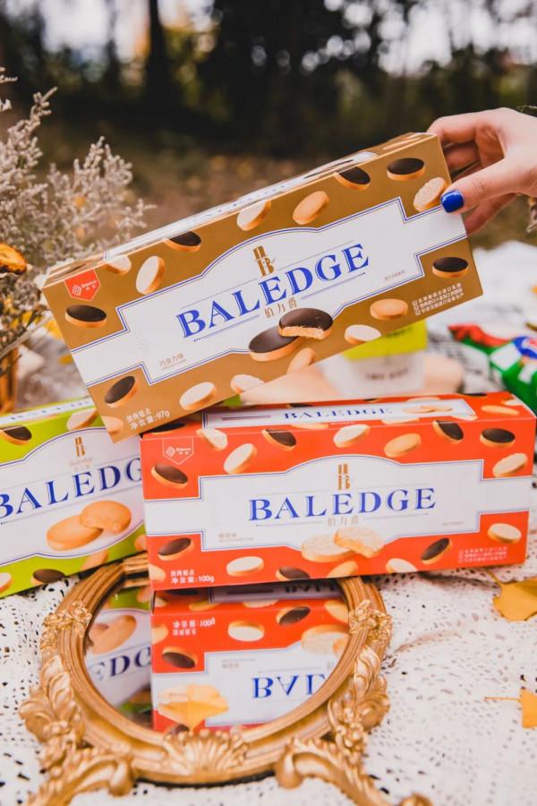 親測李佳琦賣爆的⑨款零食，才3塊8會好吃嗎？