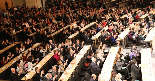 我國首枚洲際導彈發射，一個月後，位列聯合國五常