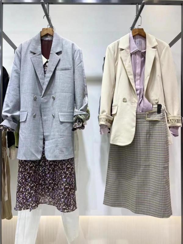 輕奢女裝中高階品牌折扣女裝