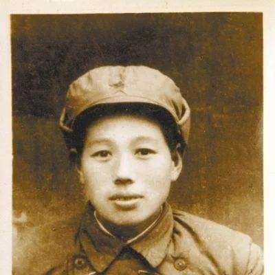 55年授銜時，十大開國元帥夫人被授什麼銜？分別擔任什麼職務？