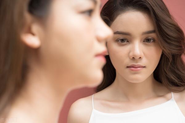 28歲女士自述:經歷兩次婚禮後,我把老同學徹底拉入了黑名單 28歲女士自述:經歷兩次婚禮後,我把老同學徹底拉入了黑名單