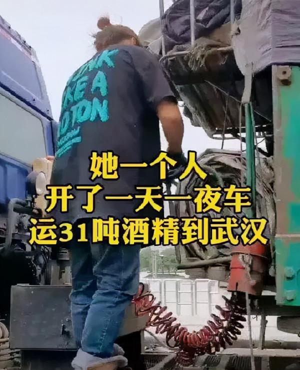 黃渤、賈玲新片揭開神秘面紗，賈玲和朱一龍擦出火花，暖到我了