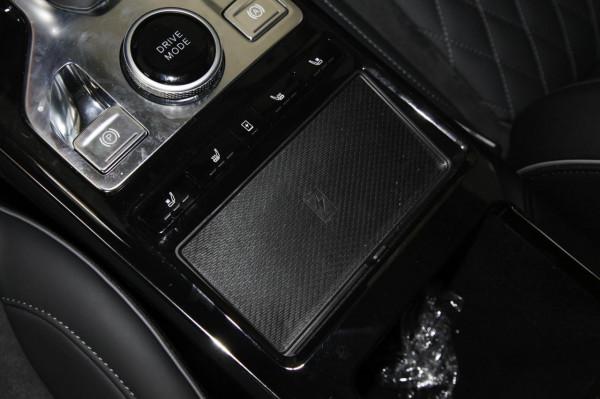 紅旗HS5中央扶手箱異響，怎麼辦？有三種處理方法，車主務必知道