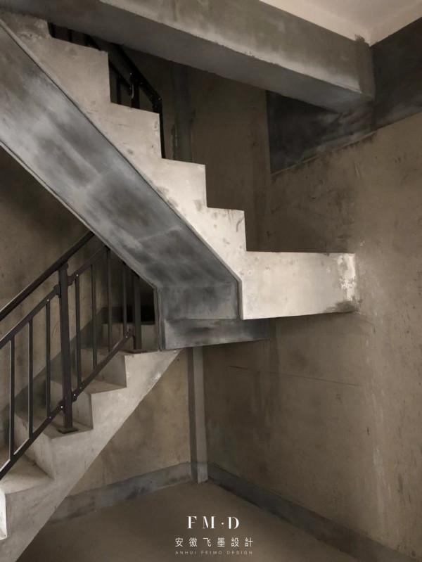 4套案例證明,還是傳統的現澆樓梯耐看,鋪石材嵌燈帶提高了檔次 4套案例證明,還是傳統的現澆樓梯耐看,鋪石材嵌燈帶提高了檔次