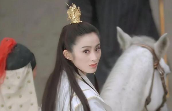 娛樂圈遍地小白花，真懷念明豔掛女星恃靚行兇大殺四方的時期