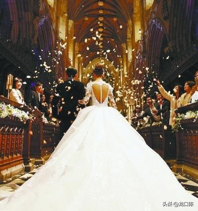 11對明星夫妻的奢華婚禮,最高花費7億,最低也有400萬 11對明星夫妻的奢華婚禮,最高花費7億,最低也有400萬