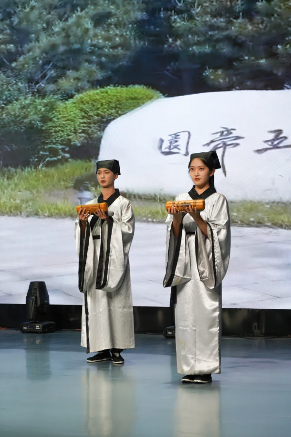 暖心!西譯中秋晚會高畫質大圖回顧 暖心!西譯中秋晚會高畫質大圖回顧