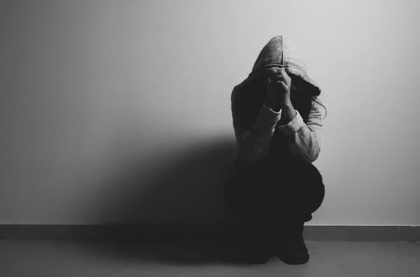 這是得了什麼病?美國女子熱衷吃牆皮,7年竟吃掉100多平方米 這是得了什麼病?美國女子熱衷吃牆皮,7年竟吃掉100多平方米