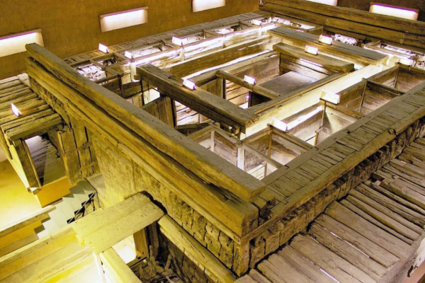 25歲小夥痴迷古代墓葬，1年探訪80多座，立志走遍中國古墓