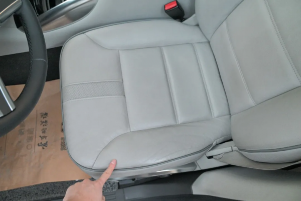 3&period;0T二手賓士MPV，高功率大空間，宜商宜家好選擇