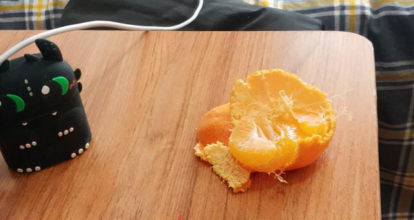 勸年輕人過年別碰砂糖橘,不然真停不下來 勸年輕人過年別碰砂糖橘,不然真停不下來