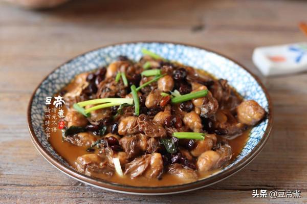 九九重陽節,做道美食給長輩吃略表心意,海蠣營養好常吃身體健康 九九重陽節,做道美食給長輩吃略表心意,海蠣營養好常吃身體健康