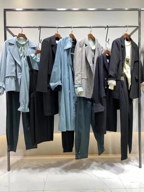 輕奢女裝中高階品牌折扣女裝