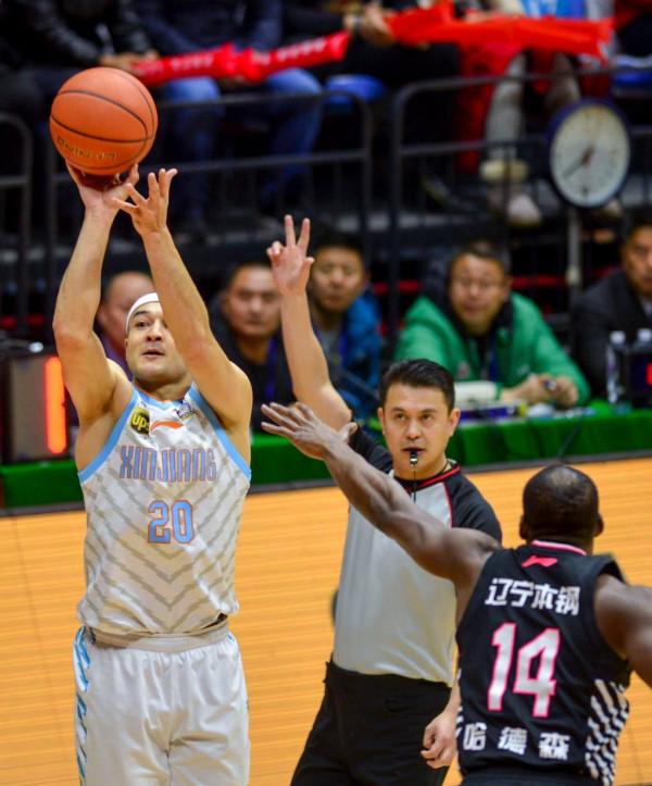 揭秘CBA歷史上轟動國內籃壇的“停表絕殺”,有人買通計時員? 揭秘CBA歷史上轟動國內籃壇的“停表絕殺”,有人買通計時員?