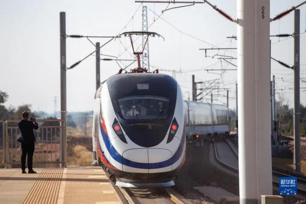 中老鐵路開通，泰國人心裡五味雜陳……