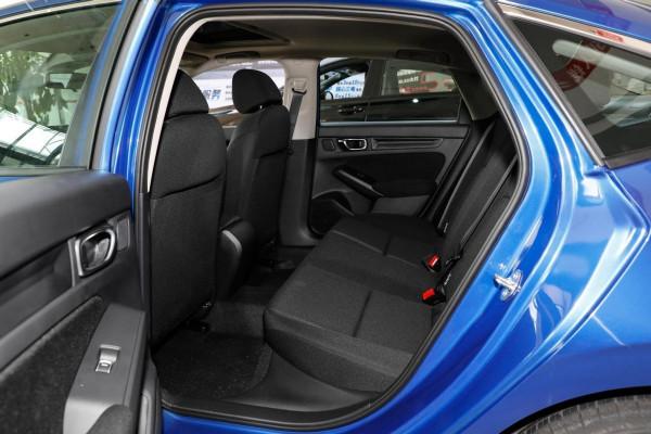 實拍第11代思域勁動版，軸距2735mm，1&period;5T爆182馬力，香不香？