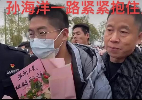 電影《親愛的》原型孫卓14年後被找到，願天下再無這樣的傷害