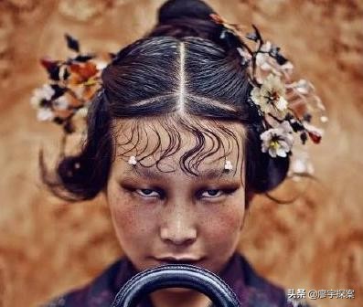 拿陳漫的照片與今年沒在國內上映的漫威電影做對比，問題就出來了