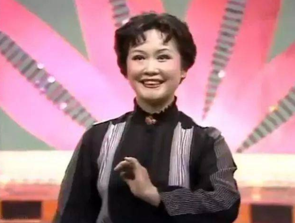 春晚捧紅的明星，有人曾是電子廠工人，有人成：全天下男人的情敵