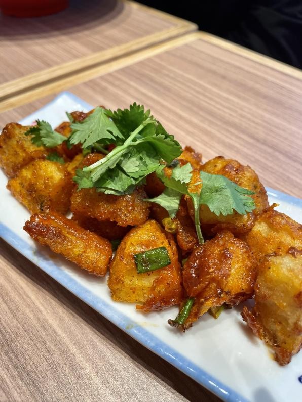 河南燴麵貴到吃不起?12元一碗的爆肚面,簡直麵館界的蜜雪冰城 河南燴麵貴到吃不起?12元一碗的爆肚面,簡直麵館界的蜜雪冰城