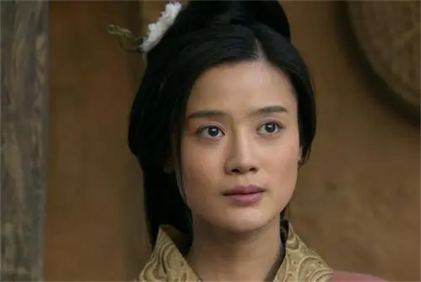 劉邦死前,給戚夫人安排3條活路,沒想到她自己作死,還害了兒子 劉邦死前,給戚夫人安排3條活路,沒想到她自己作死,還害了兒子