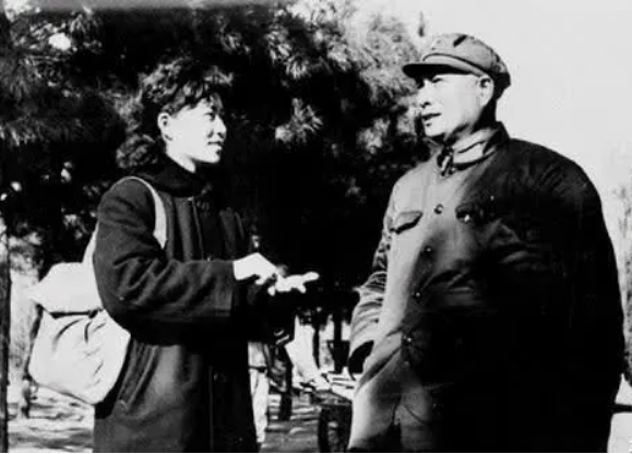 得知越軍活捉張萬年，43軍長急電127師部，張萬年怒道：胡說八道