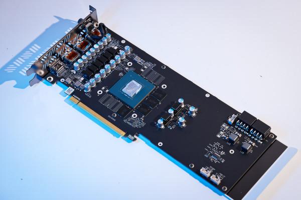 iGame RTX 3050評測：白色戰甲，給力3風扇