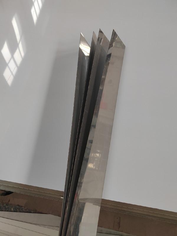 「DIY」釣臺雖然有點缺陷,但是巴適得很 「DIY」釣臺雖然有點缺陷,但是巴適得很