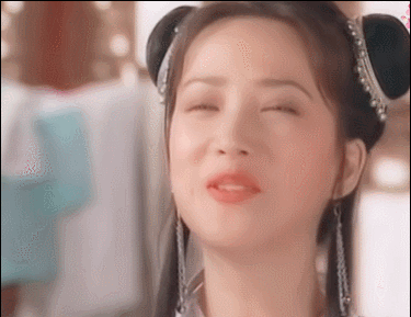 還在嘟嘴扮嫩的阿姨們，看看這些女演員，是如何超齡演出少女感