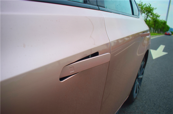 試駕AION S Plus,15萬級純電動轎跑轎中的一匹黑馬 試駕AION S Plus,15萬級純電動轎跑轎中的一匹黑馬