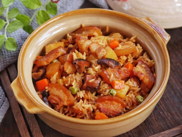 網紅懶人燜飯,葷素搭配,營養美味,鹹香下飯又解饞 網紅懶人燜飯,葷素搭配,營養美味,鹹香下飯又解饞