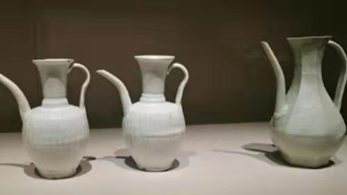 2007年，中國南海神秘沉船時隔800年終於上岸，船身不腐價值連城