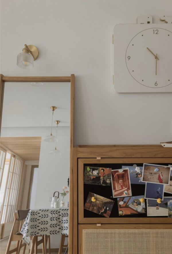 日本女主，一人獨居，把家改造得像電影般精緻唯美，一點也不將就