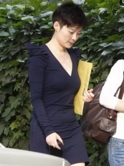 嫁到外國後離婚,狼狽回國的四大女星 嫁到外國後離婚,狼狽回國的四大女星