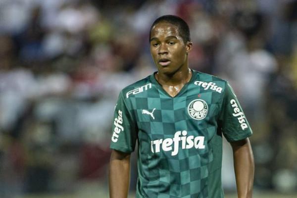 170場狂轟167球，15歲神童視C羅為偶像，四大豪門圍搶