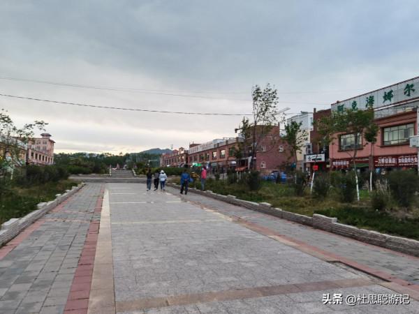 漢EV自駕新疆昭蘇縣，美食廣場排隊一小時終於吃上網紅燒烤