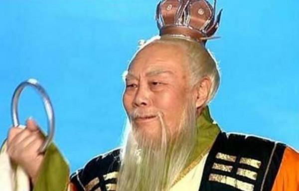 西遊記：太上老君地位不如如來佛祖嗎，為何會手捧禮物拜獻佛祖？