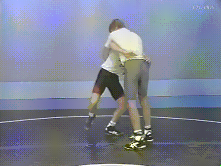 《自由摔跤》看圖學習