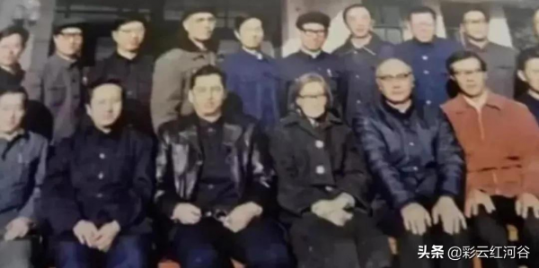 她被認為能獲諾貝爾獎,為了祖國說過三次“我願意” 她被認為能獲諾貝爾獎,為了祖國說過三次“我願意”