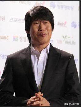 韓國電影中十大黃金配角,每一個都是不輸主角的存在——劉海鎮 韓國電影中十大黃金配角,每一個都是不輸主角的存在——劉海鎮